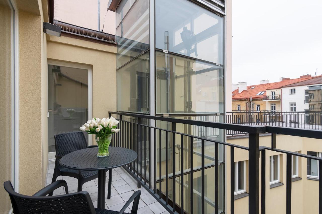 Kinsky Garden And By Dwellfort Aparthotel Praha